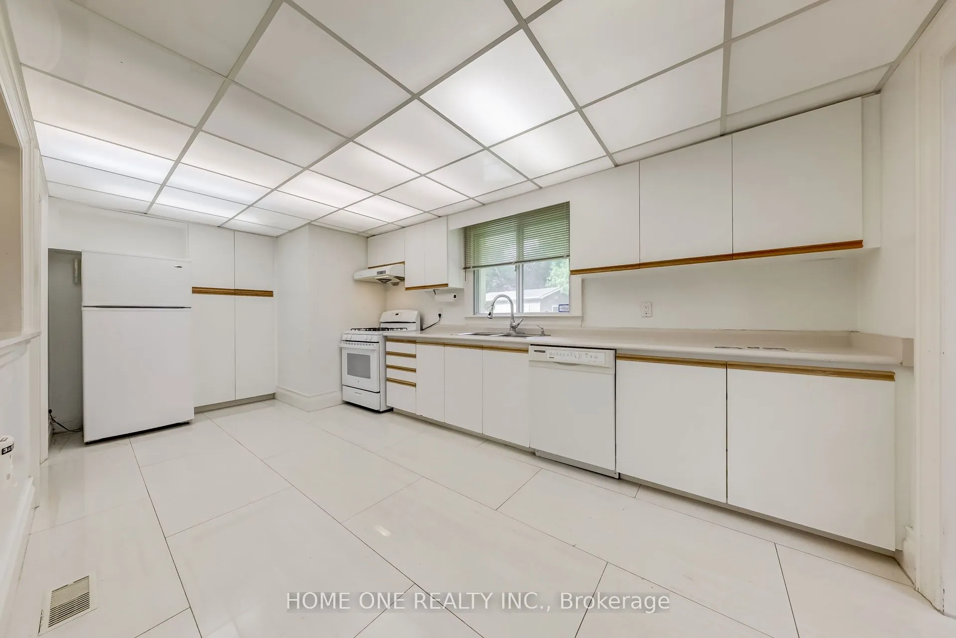 56 Fergus Avenue, #Main Fl