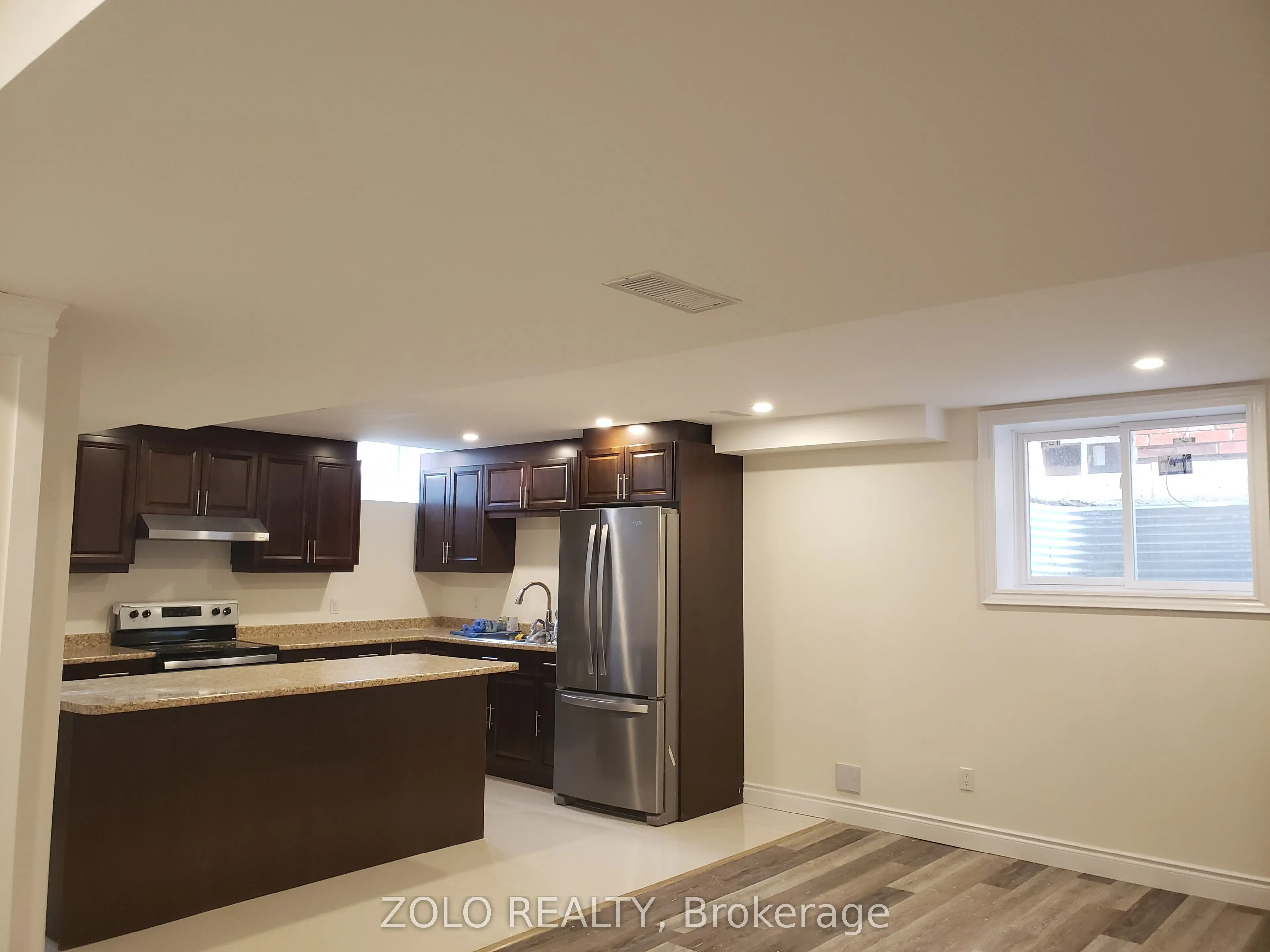 58 Gibson Circle, #Lower