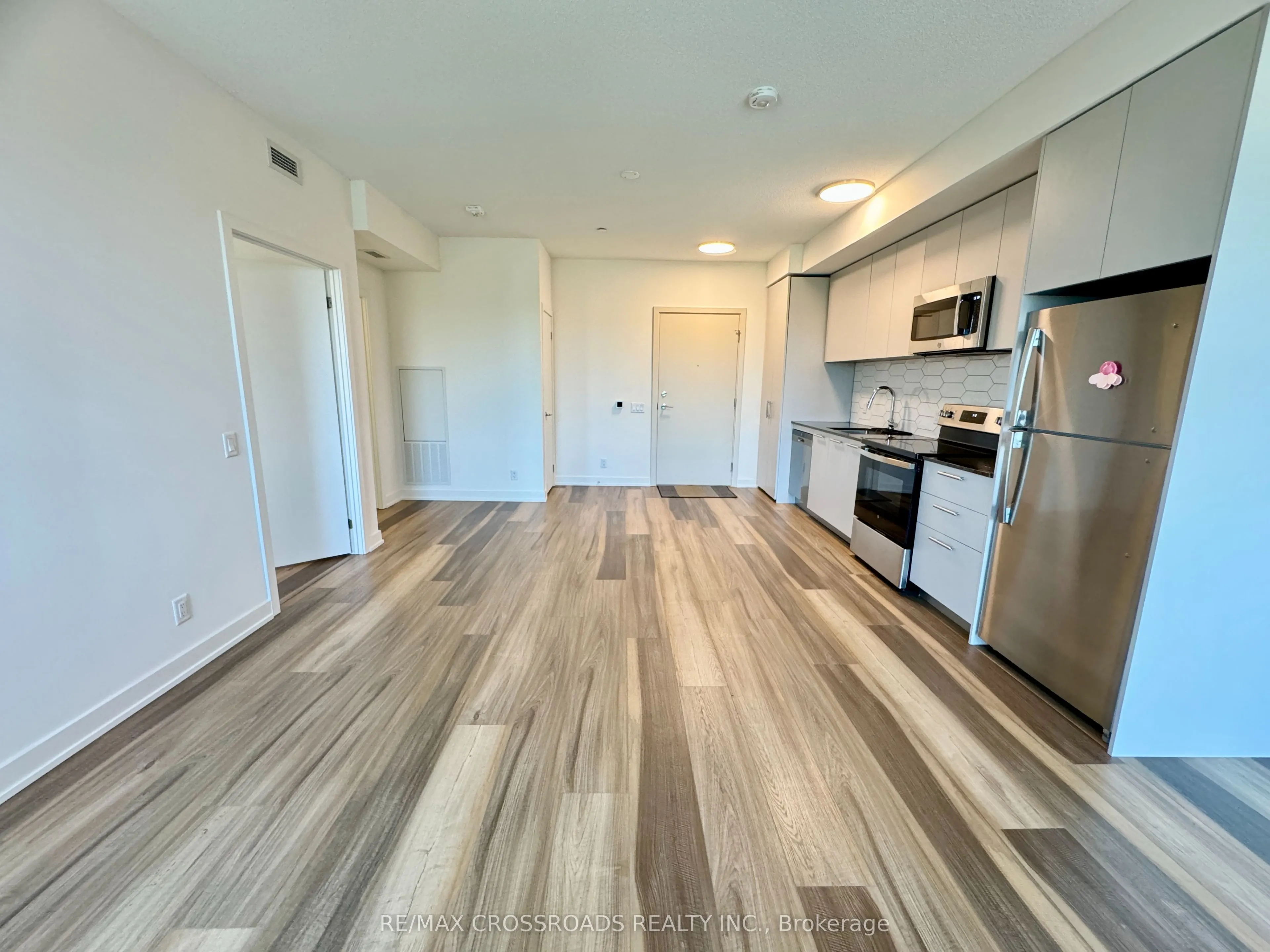 101 Cathedral High Street, #239