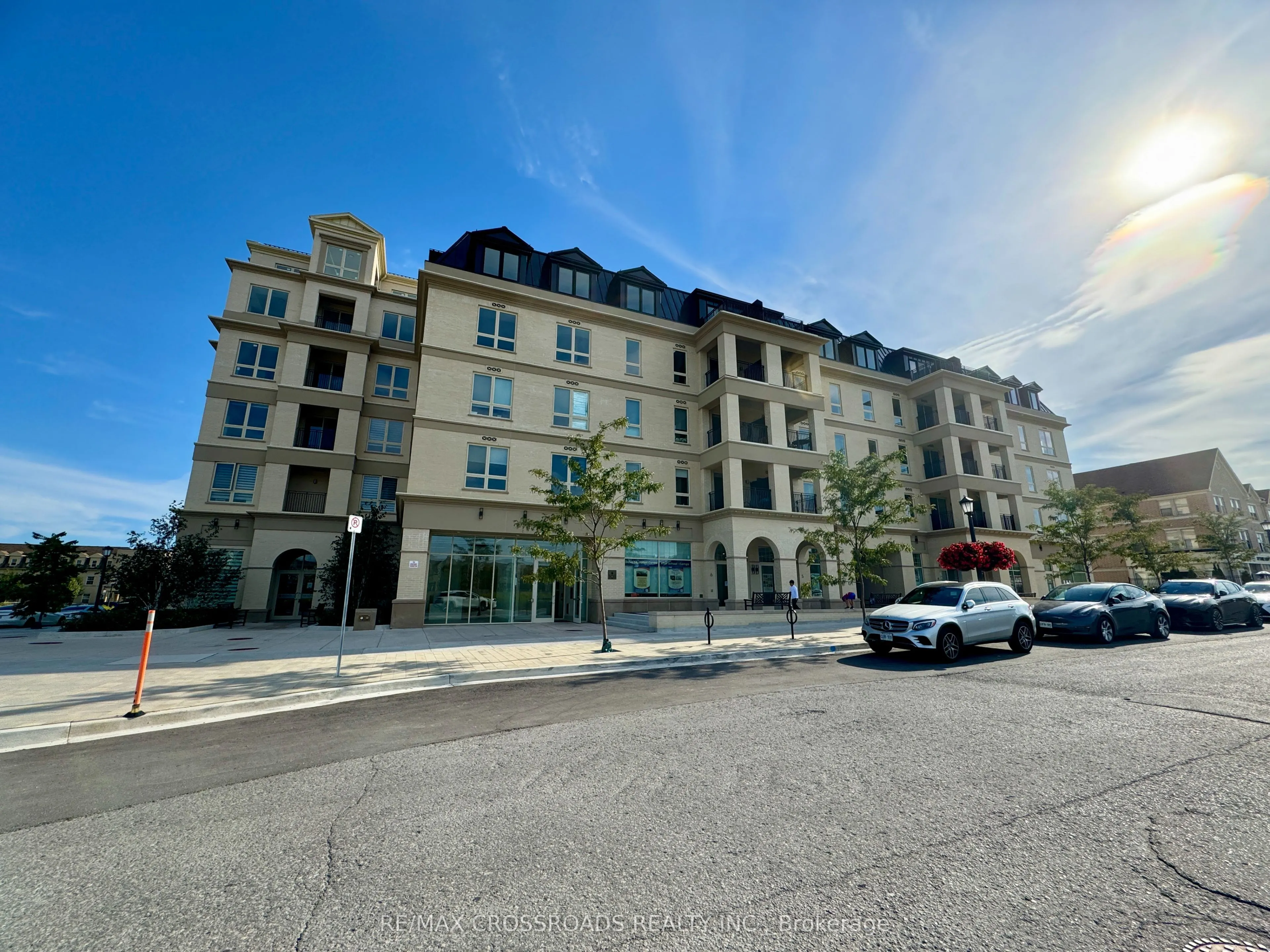 101 Cathedral High Street, #239