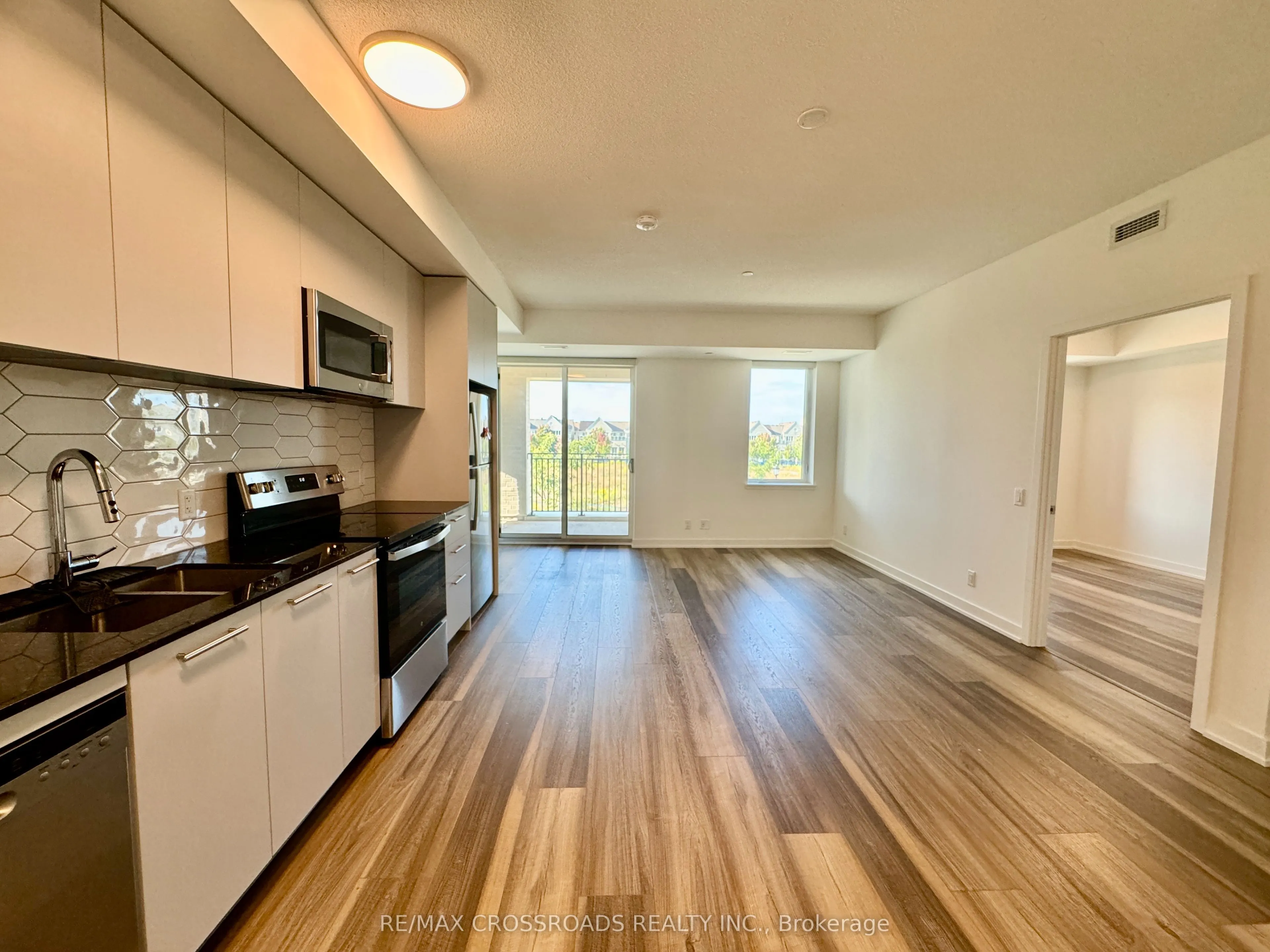 101 Cathedral High Street, #239