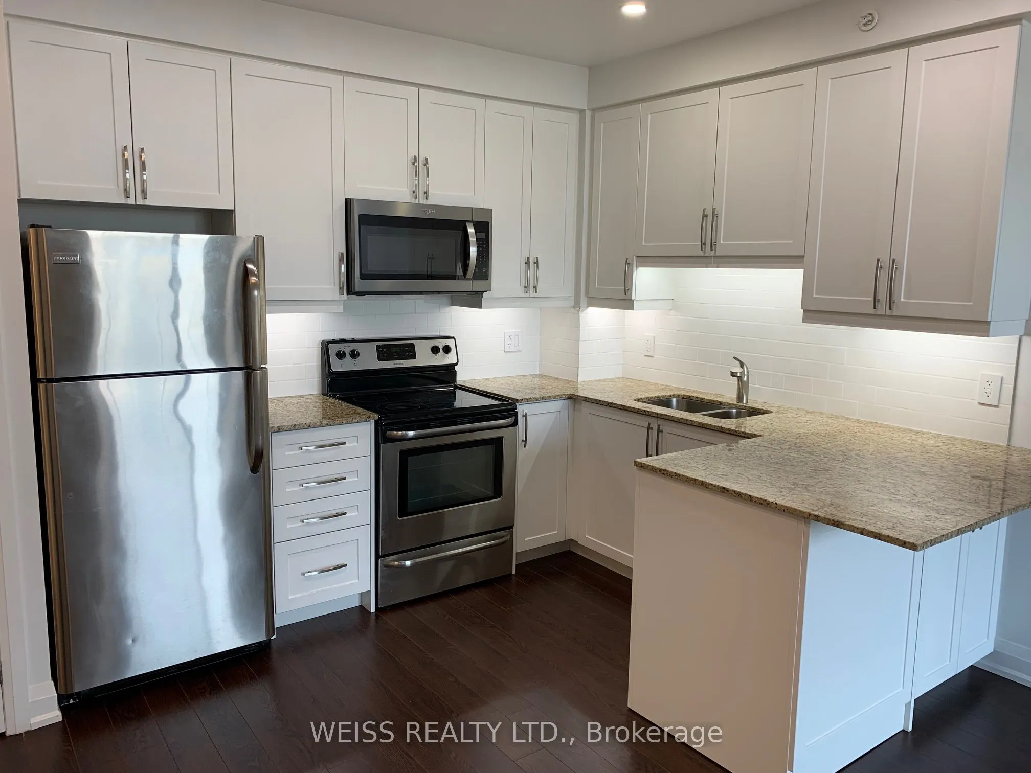 12 Woodstream Boulevard, #513