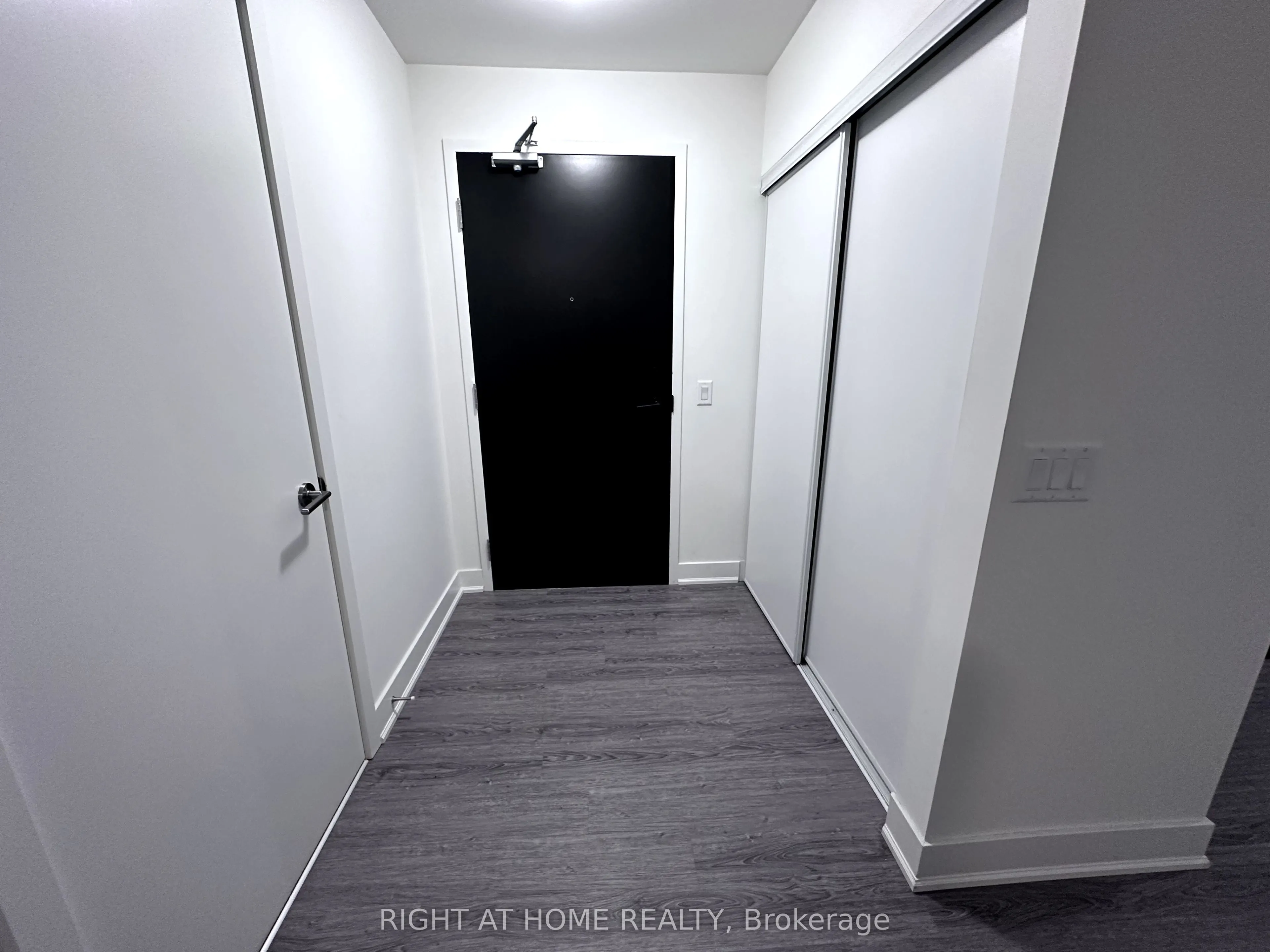185 Deerfield Road, #422