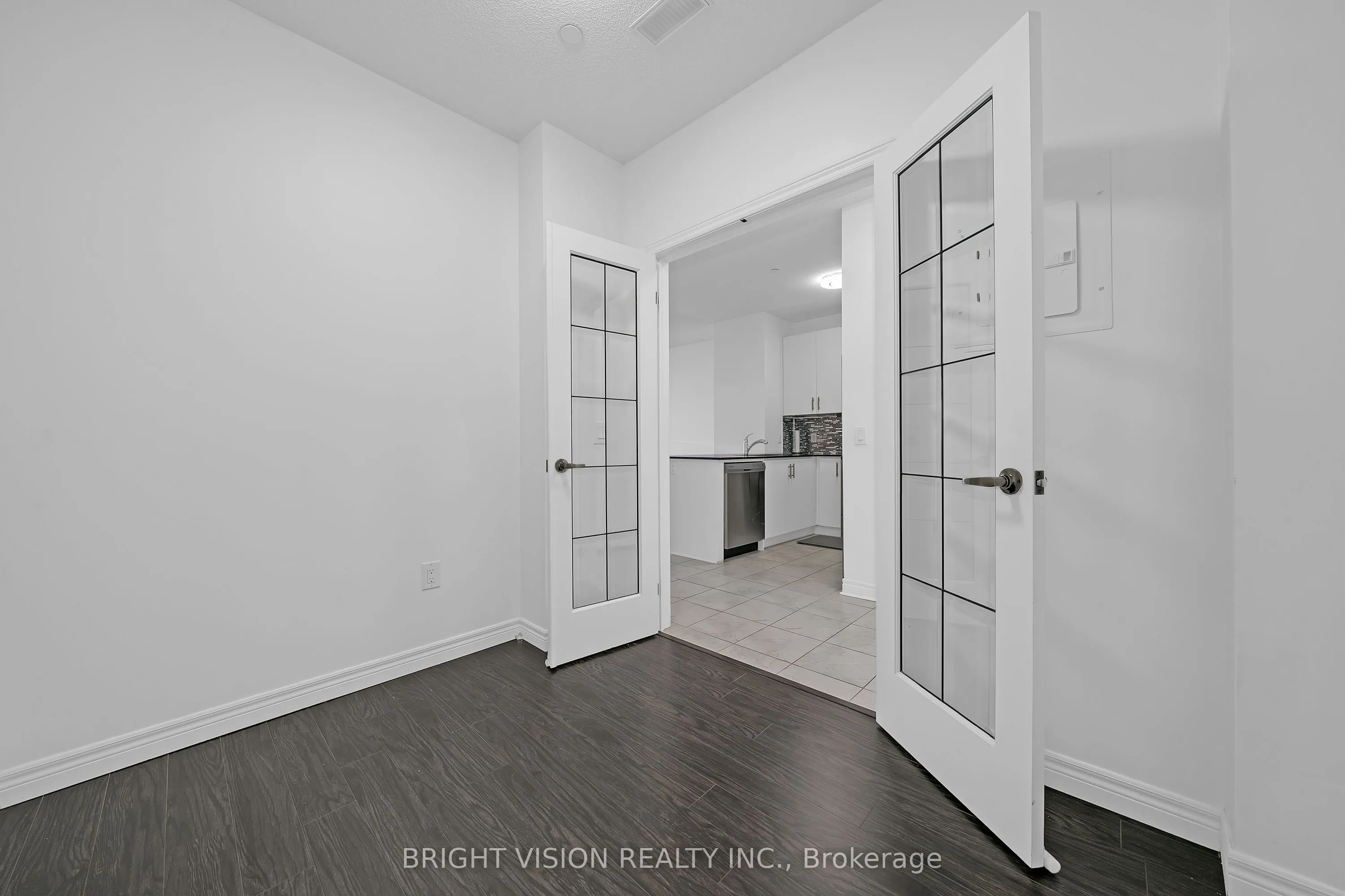 39 New Delhi Drive, #223