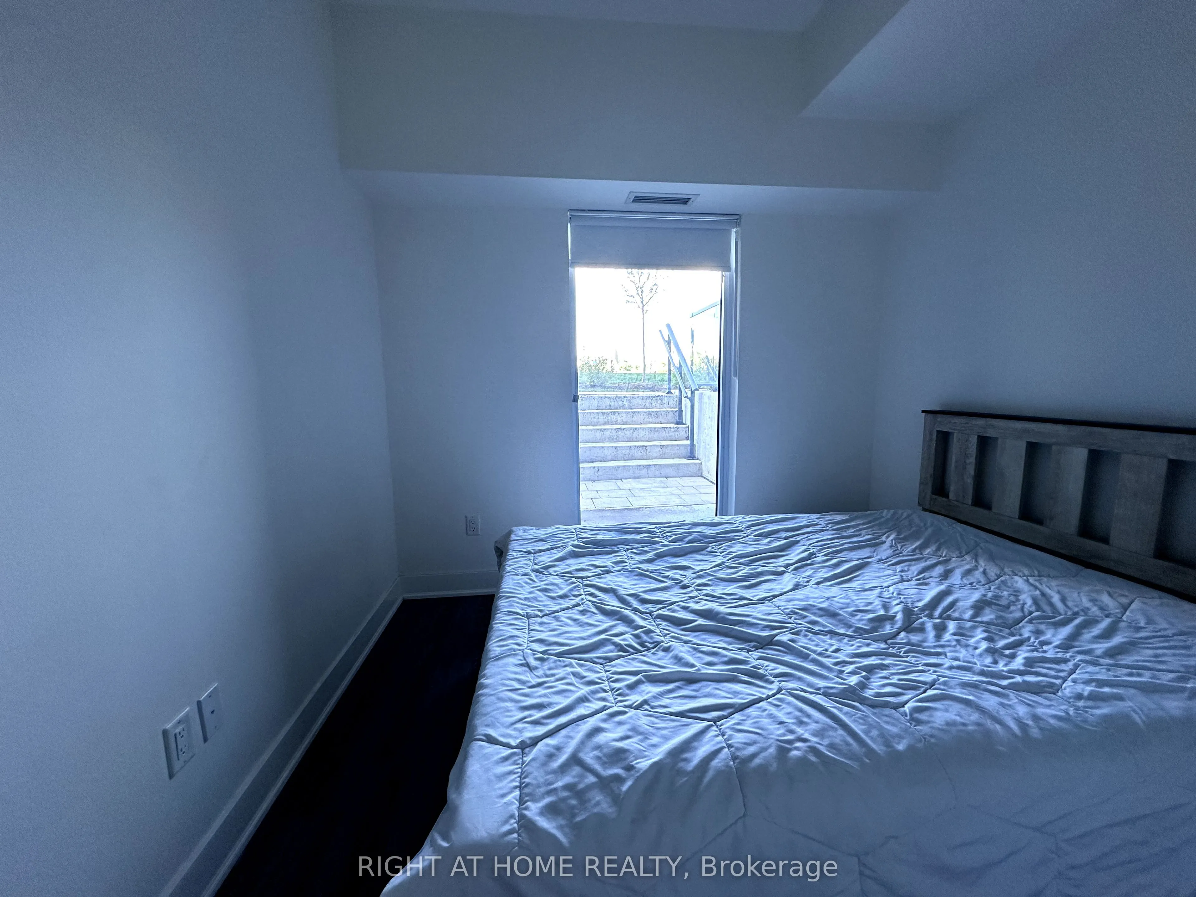 185 Deerfield Road, #015