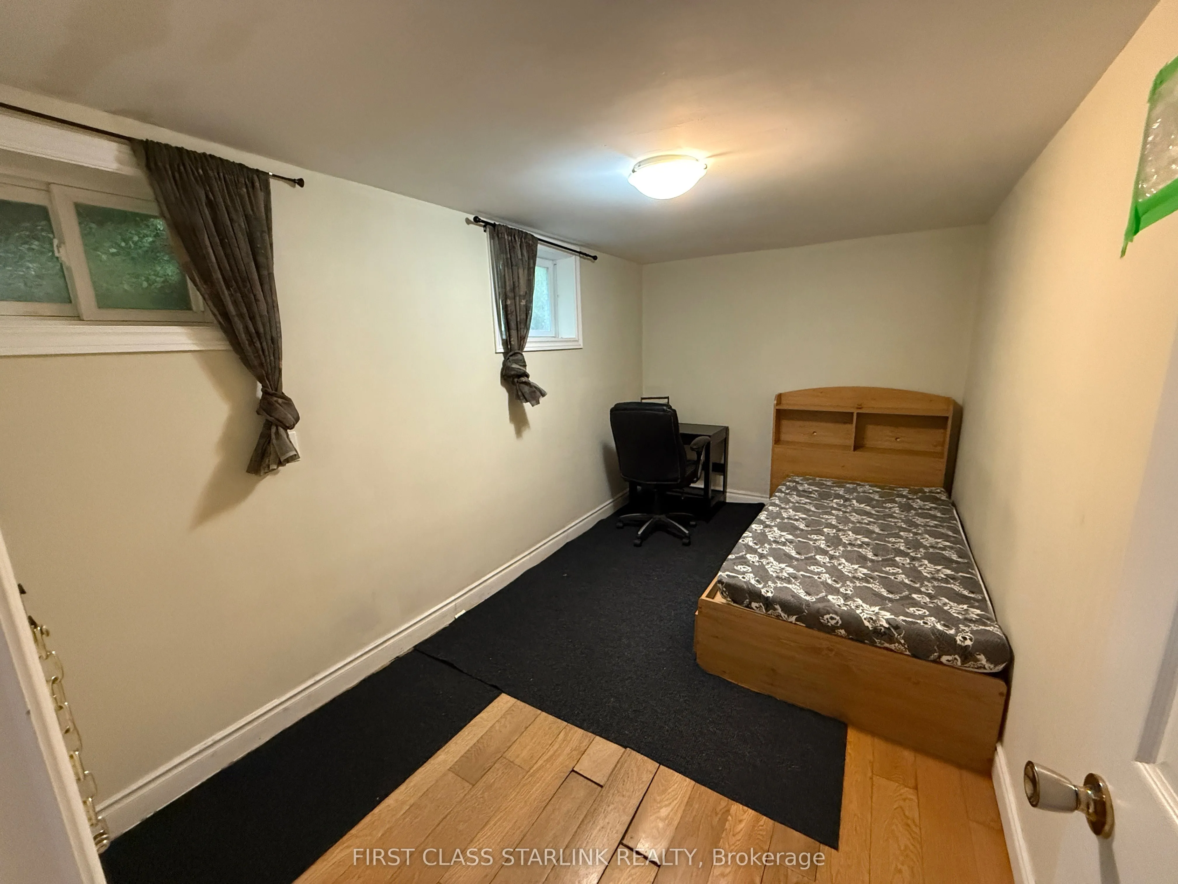 89 Cartier Crescent, #Basement
