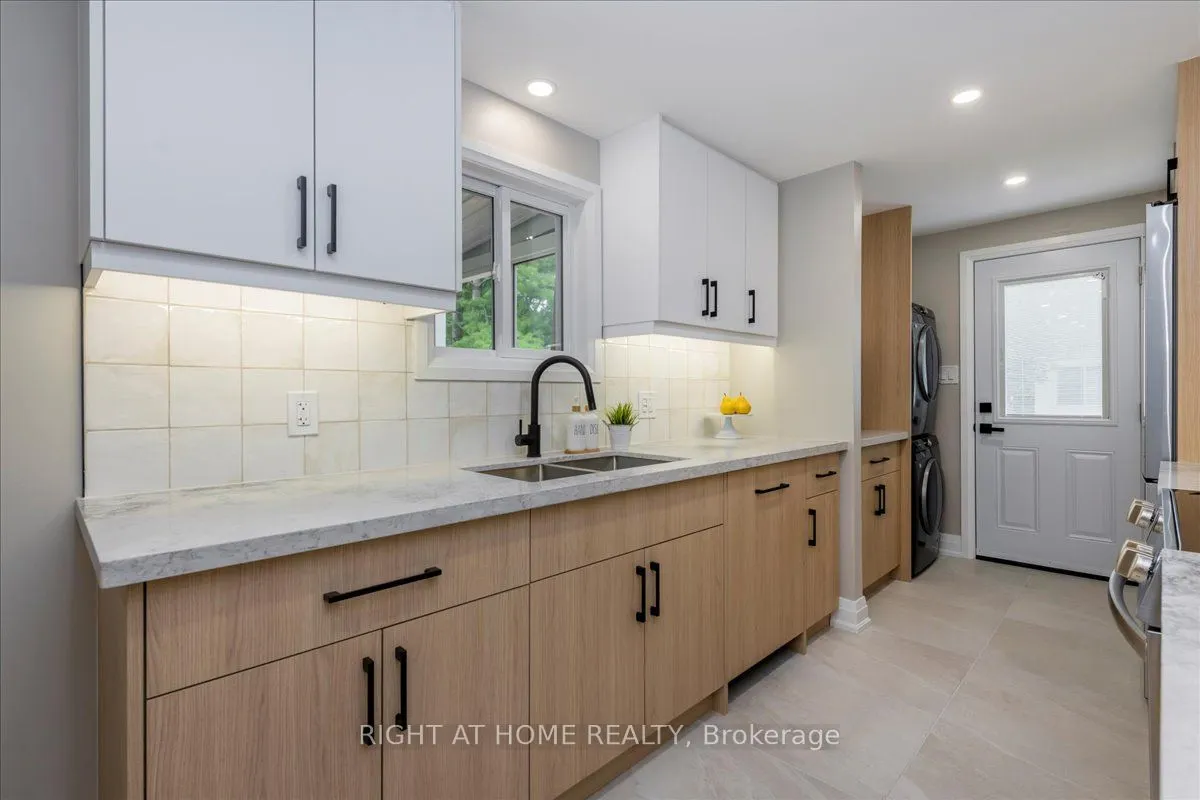 3 Mulberry Court