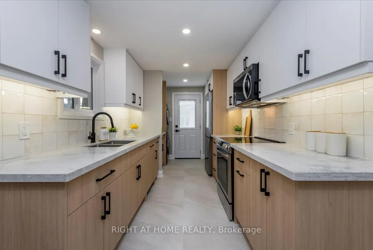 3 Mulberry Court