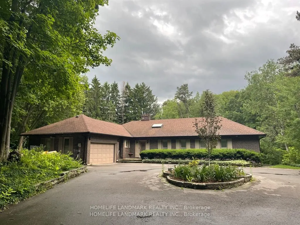 34 Steeplechase Avenue