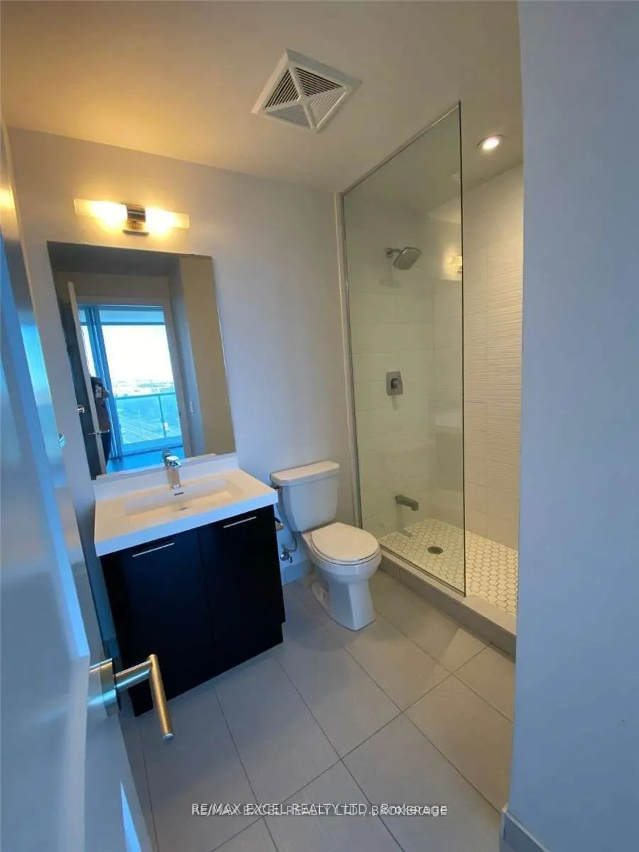 7895 Jane Street, #814