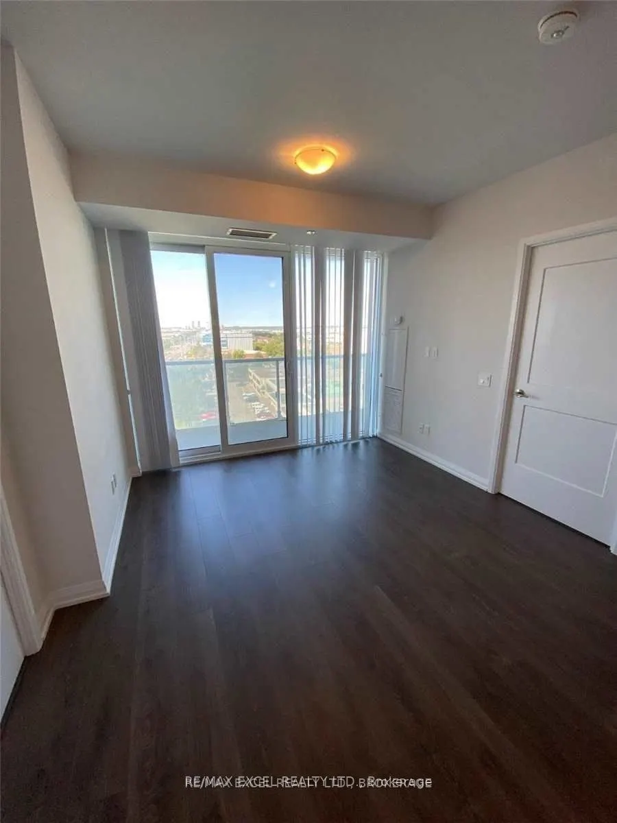 7895 Jane Street, #814