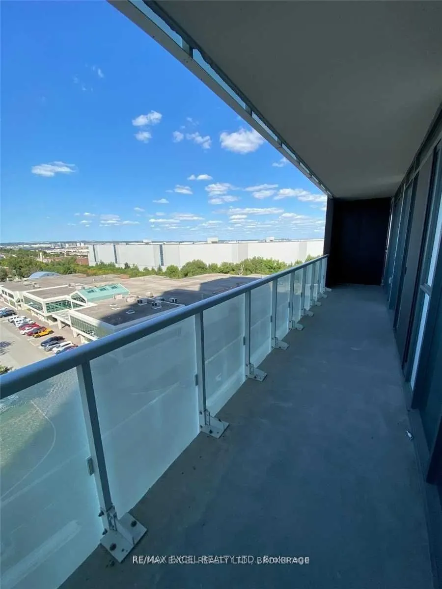 7895 Jane Street, #814