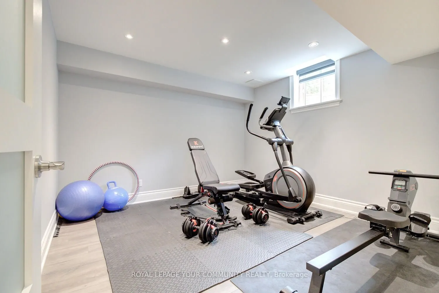 92 Heintzman Crescent
