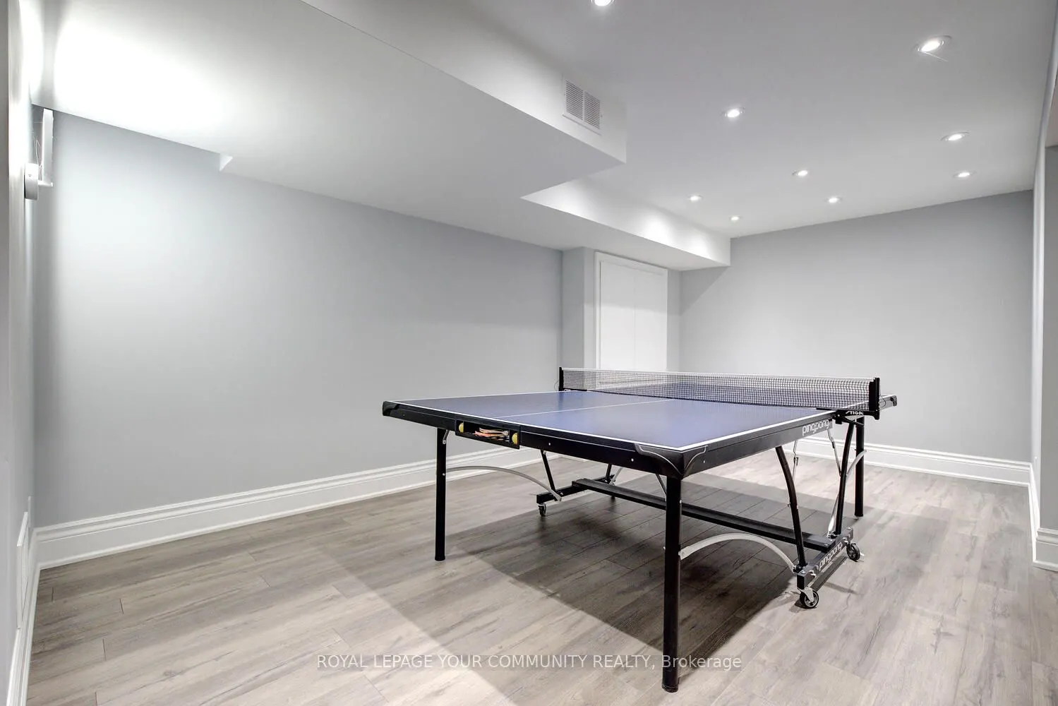 92 Heintzman Crescent