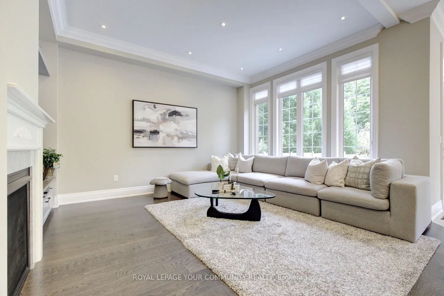 92 Heintzman Crescent
