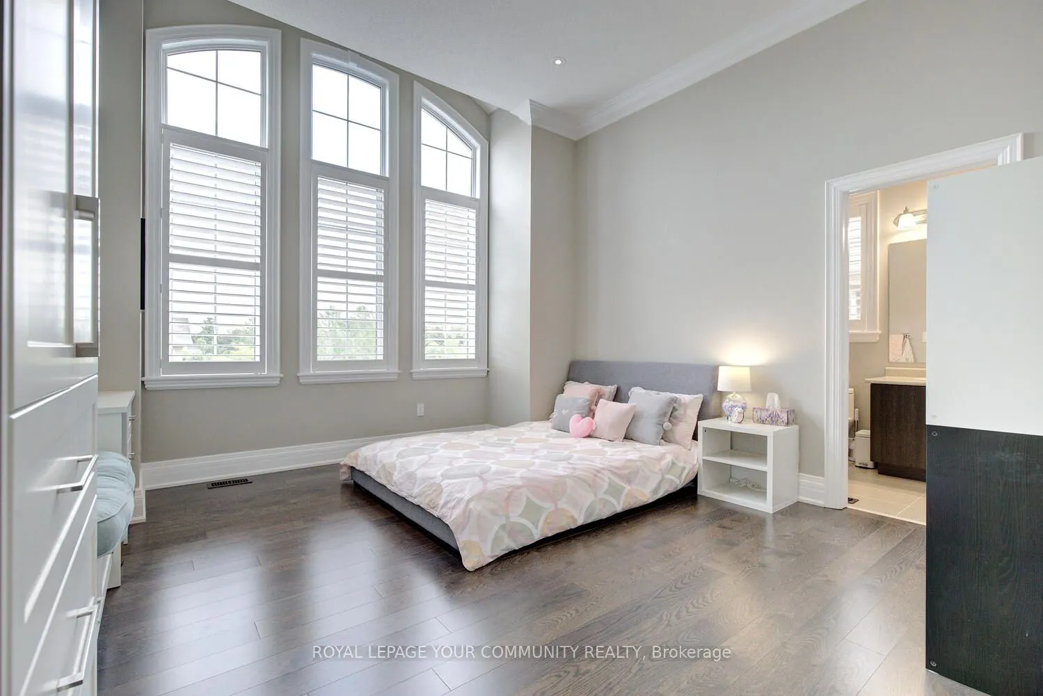 92 Heintzman Crescent