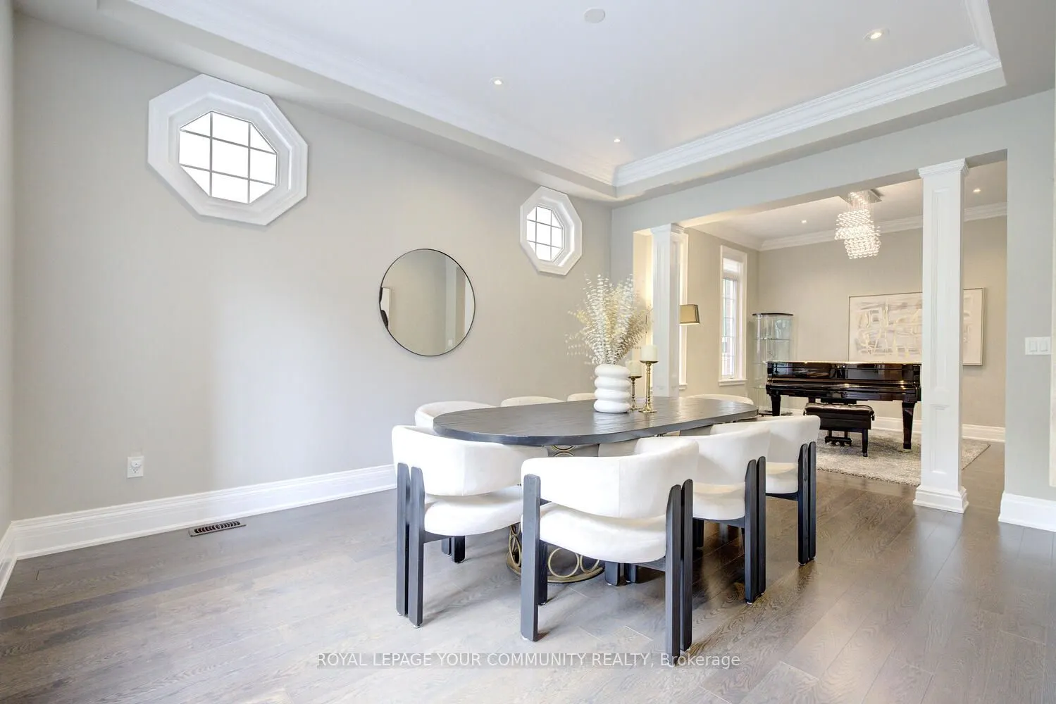 92 Heintzman Crescent
