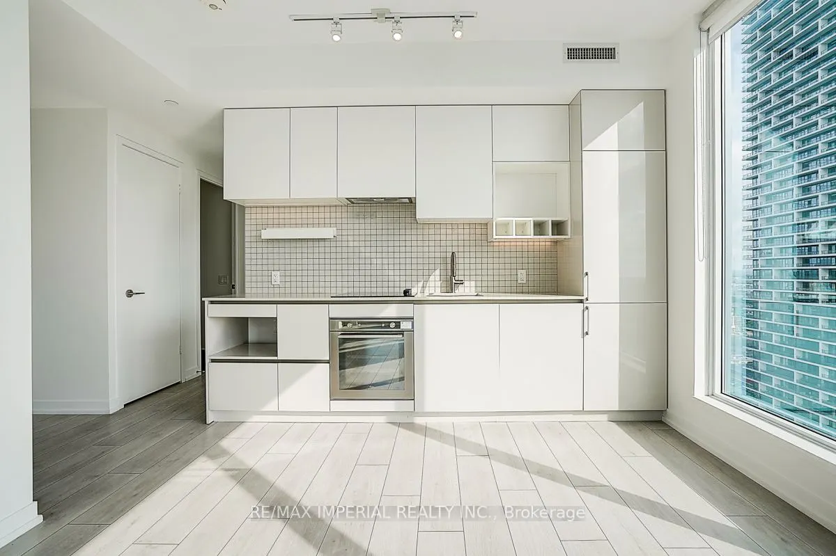 5 Buttermill Avenue, #2603