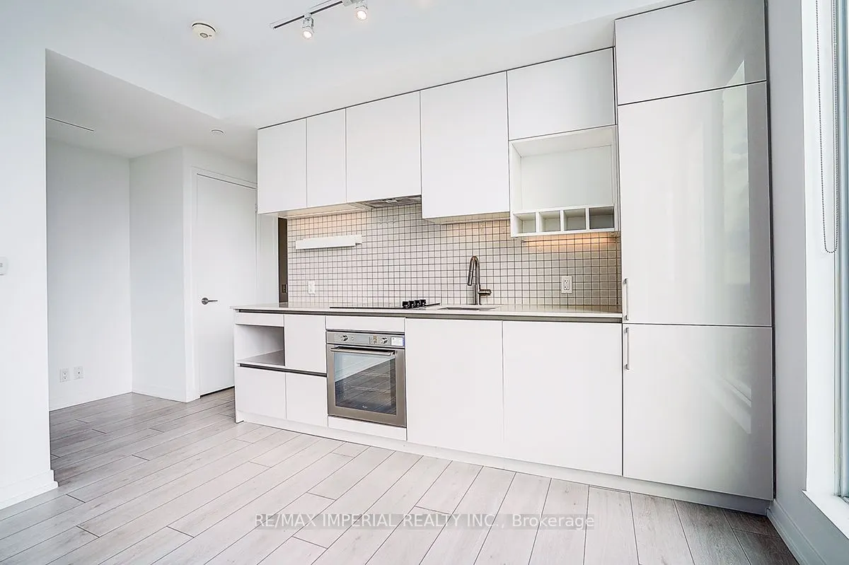 5 Buttermill Avenue, #2603