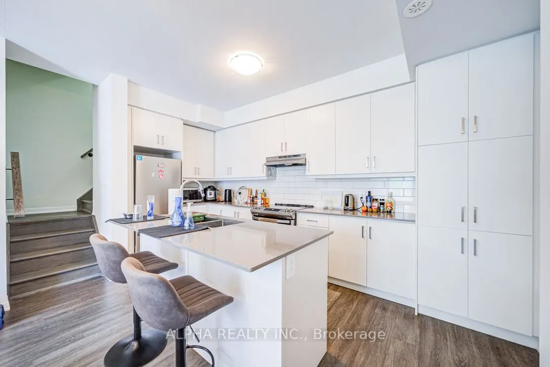 10 Almond Blossom Mews S, #TH106