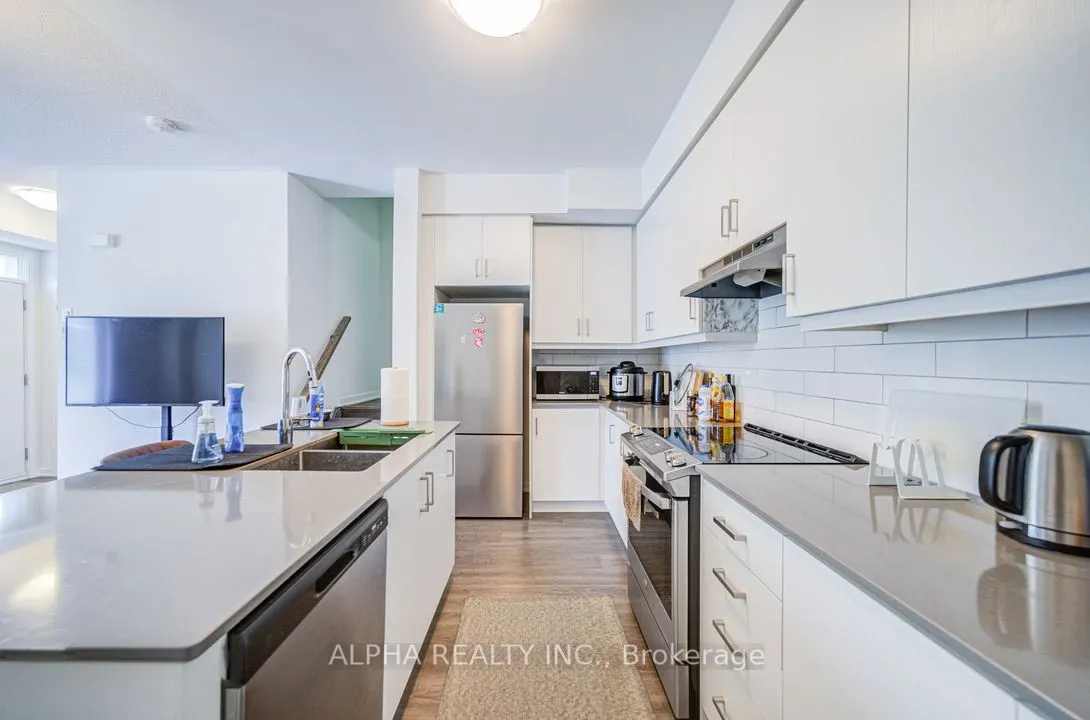 10 Almond Blossom Mews S, #TH106