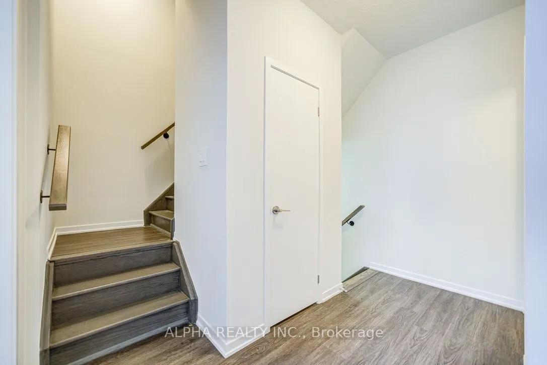 10 Almond Blossom Mews S, #TH106