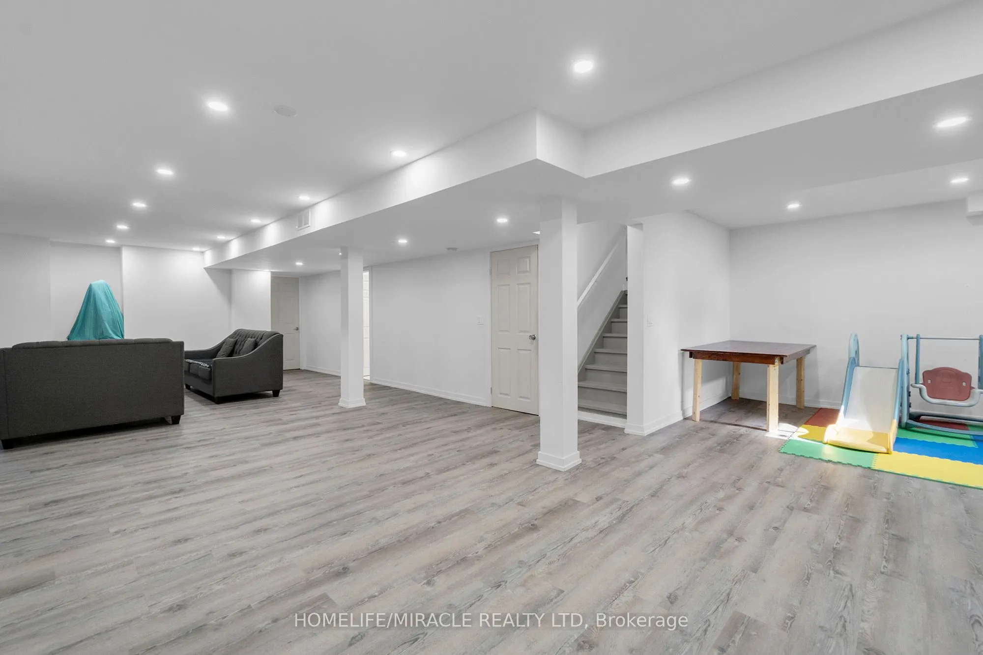 129 Vipond Way