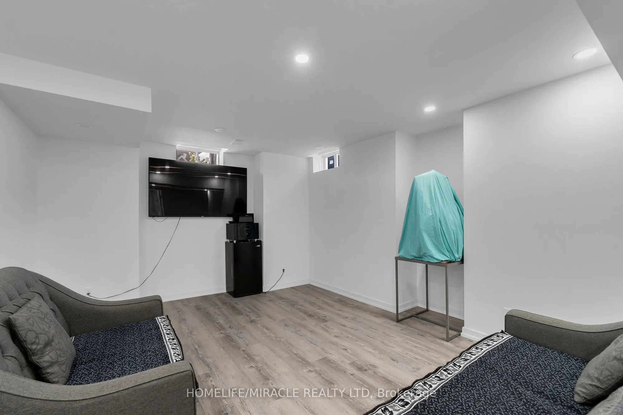 129 Vipond Way