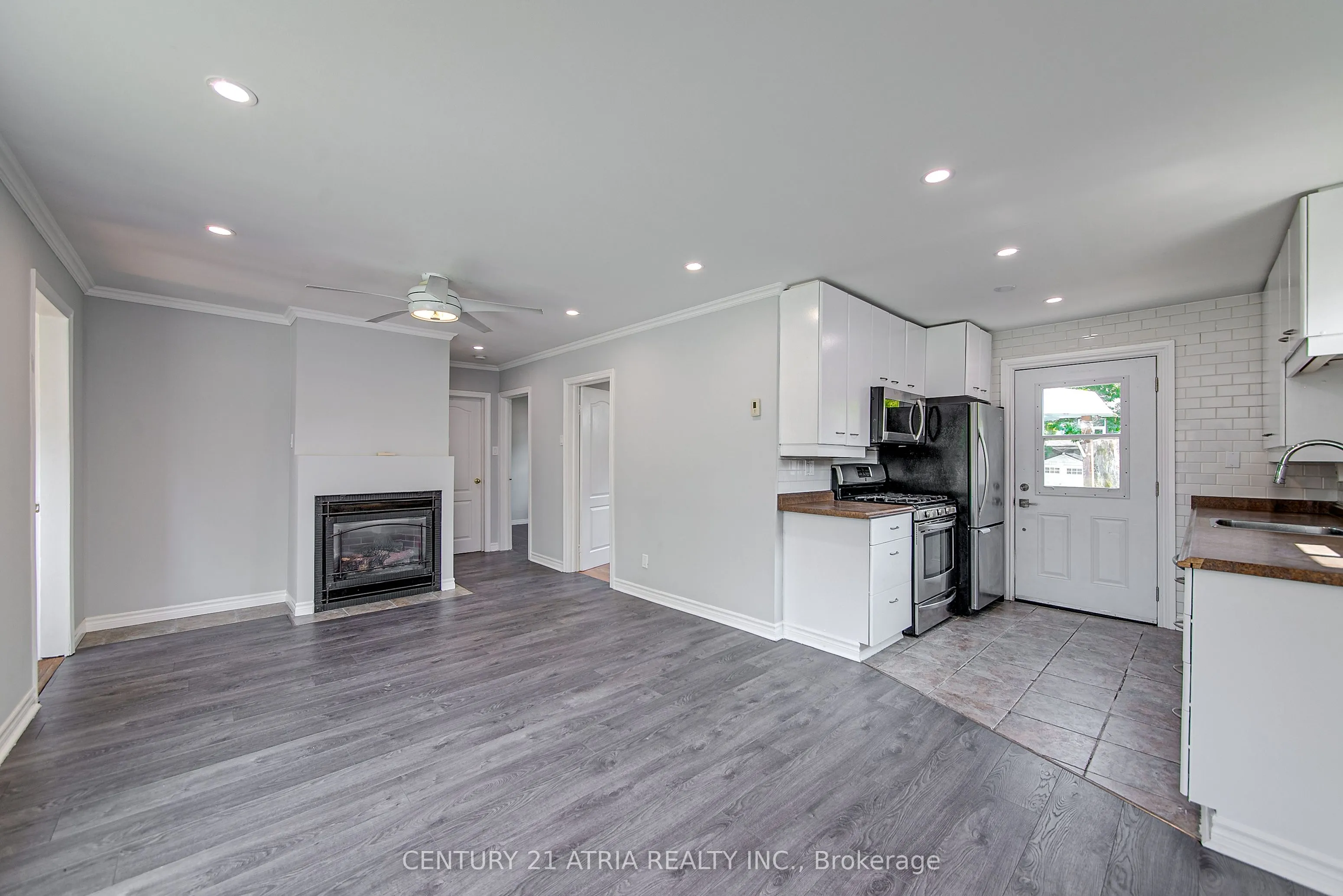 904 Maplewood Drive