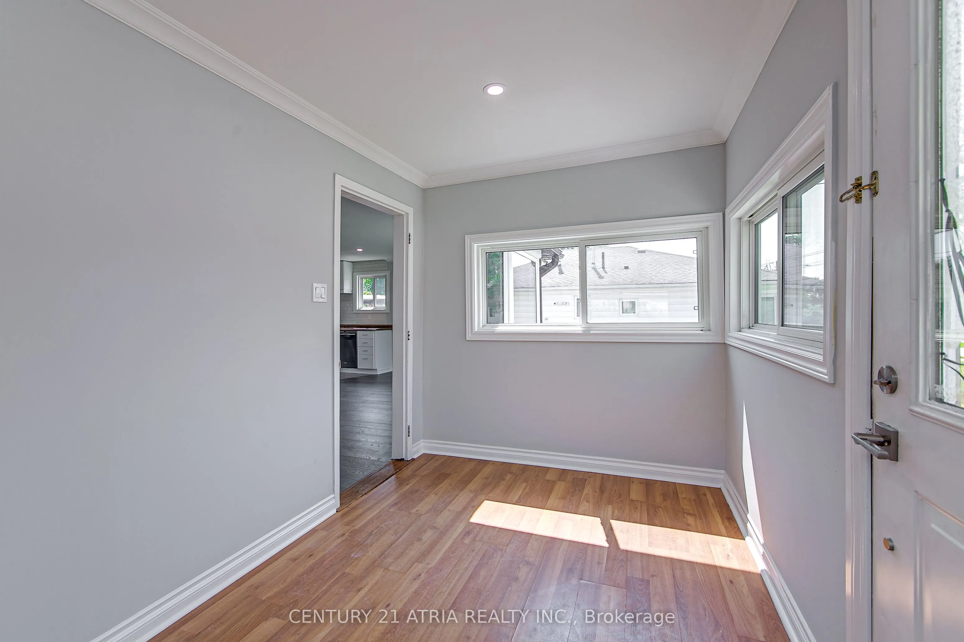 904 Maplewood Drive