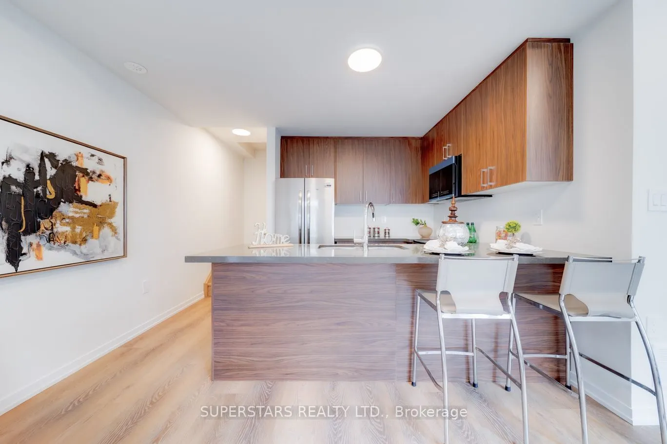 94 Matawin Lane, #21
