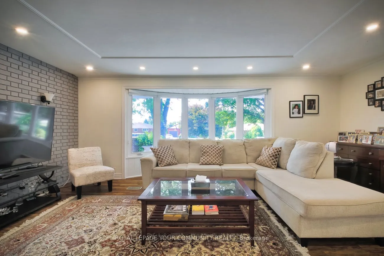41 Hamilton Drive