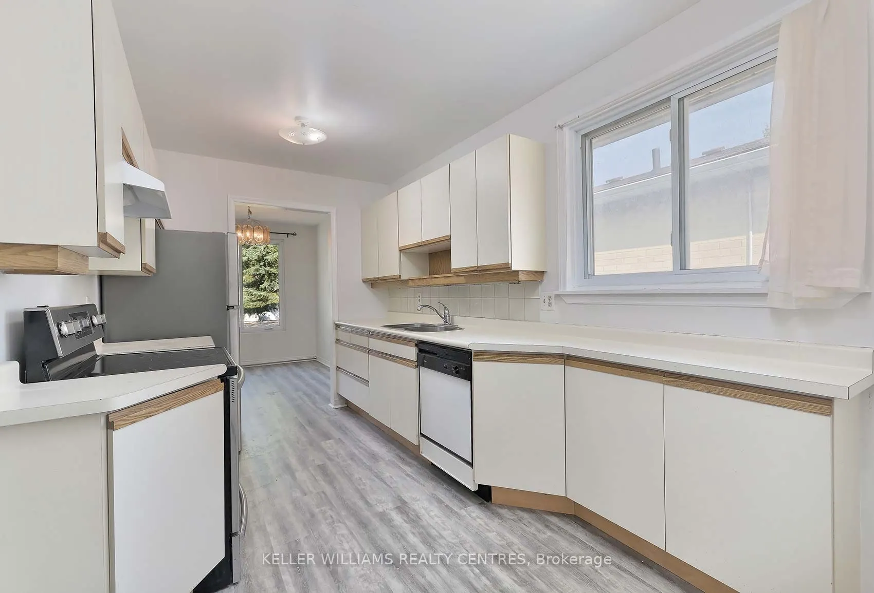 373 Borden Avenue