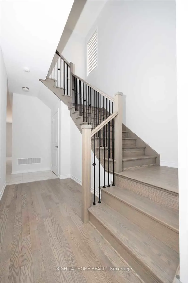 10 Sprucedale Way