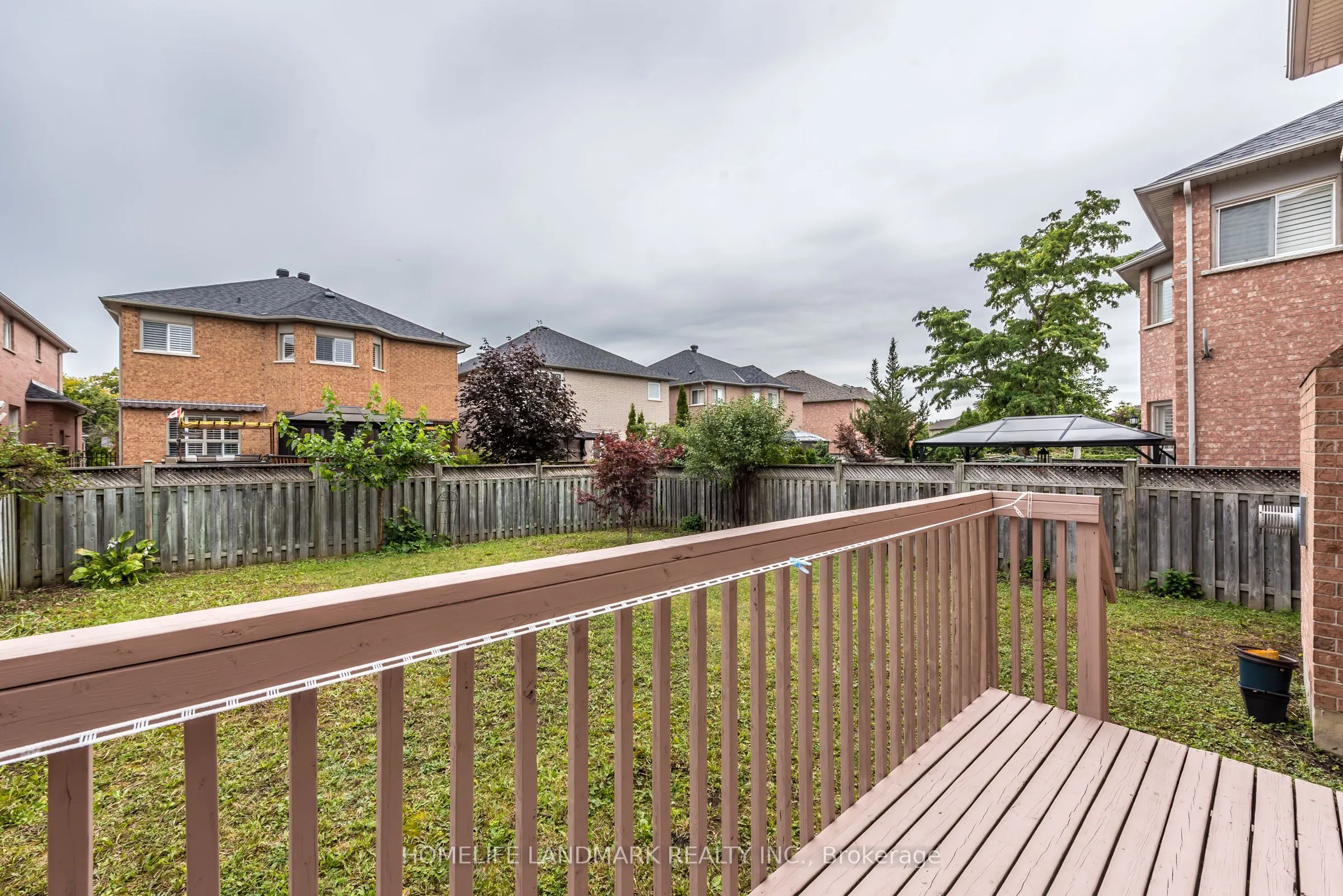97 Annina Crescent