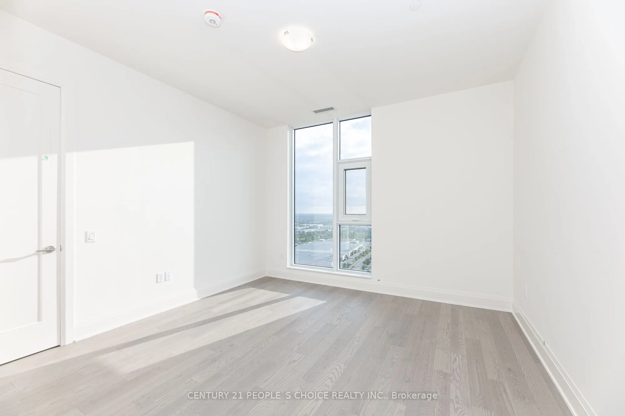 8960 Jane Street, #PH110