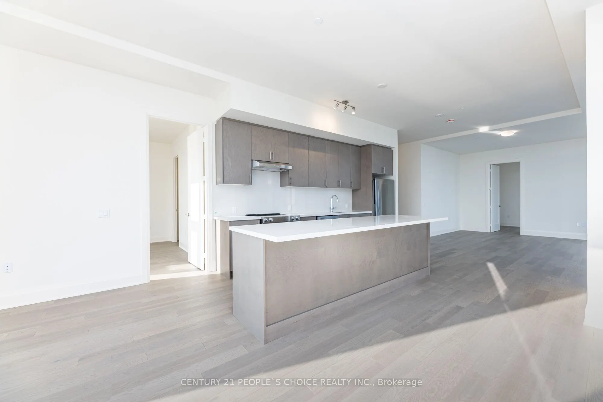 8960 Jane Street, #PH110