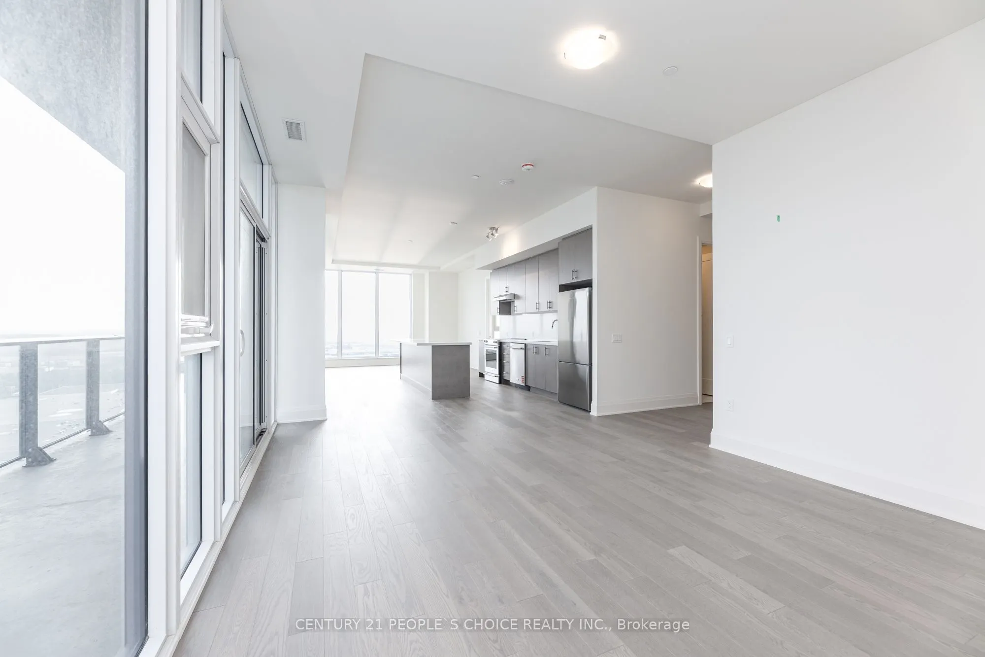 8960 Jane Street, #PH110