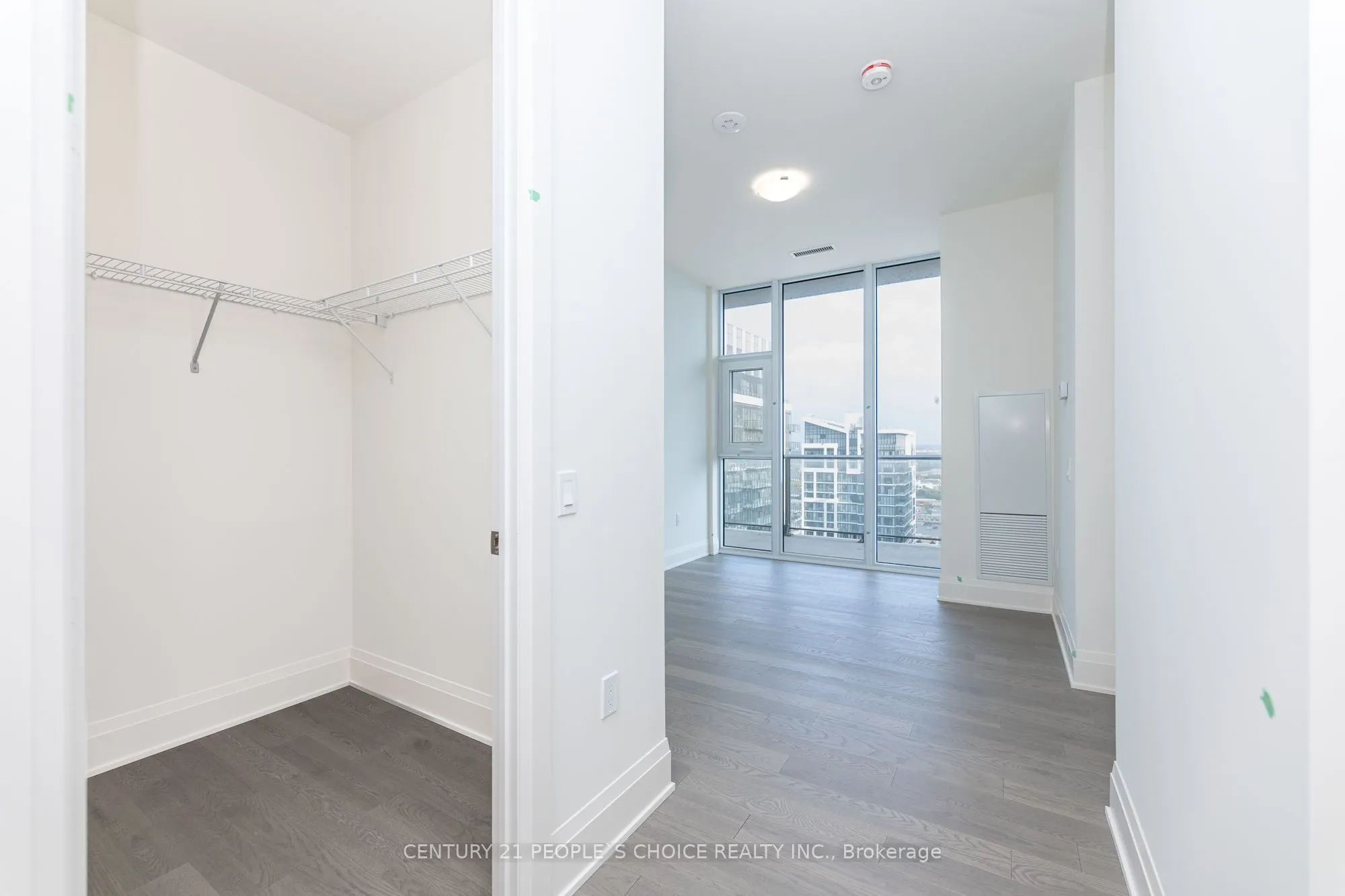 8960 Jane Street, #PH110