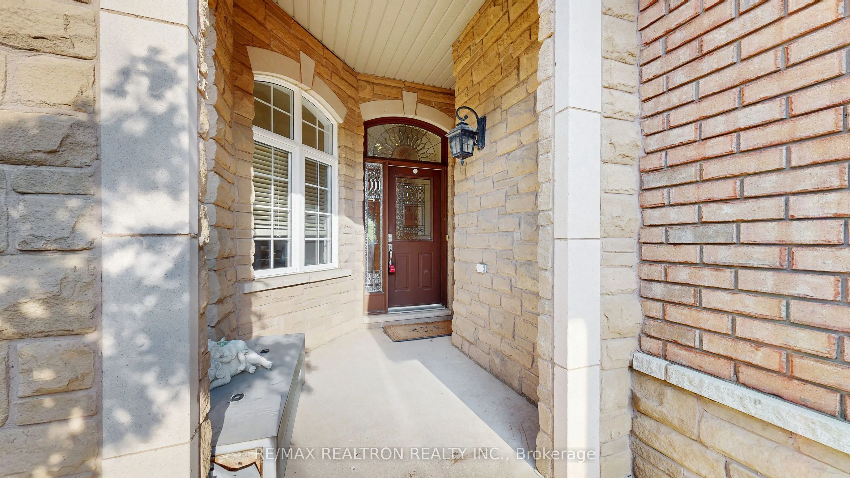 35 Grange Drive