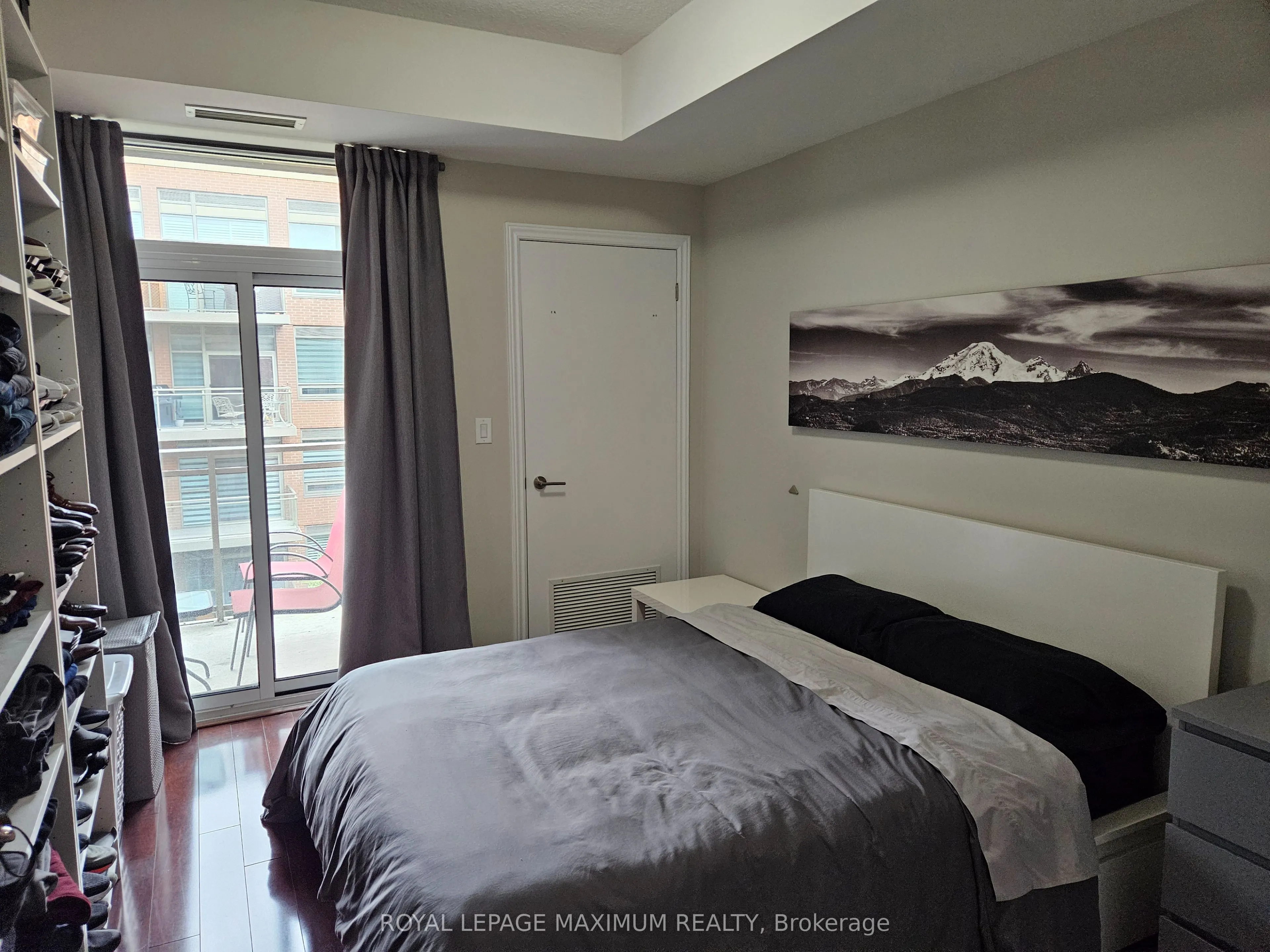 281 Woodbridge Avenue, #504