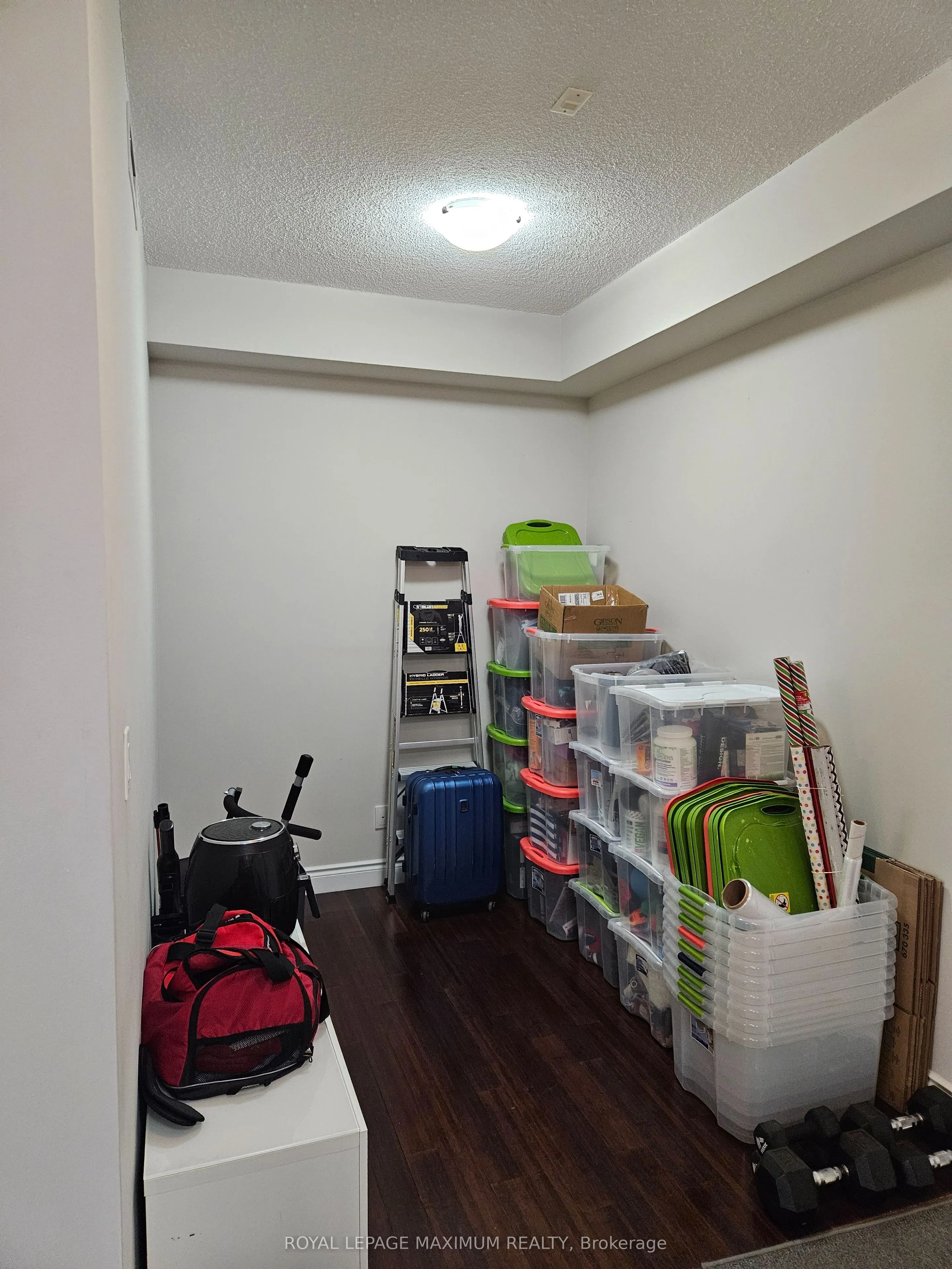 281 Woodbridge Avenue, #504