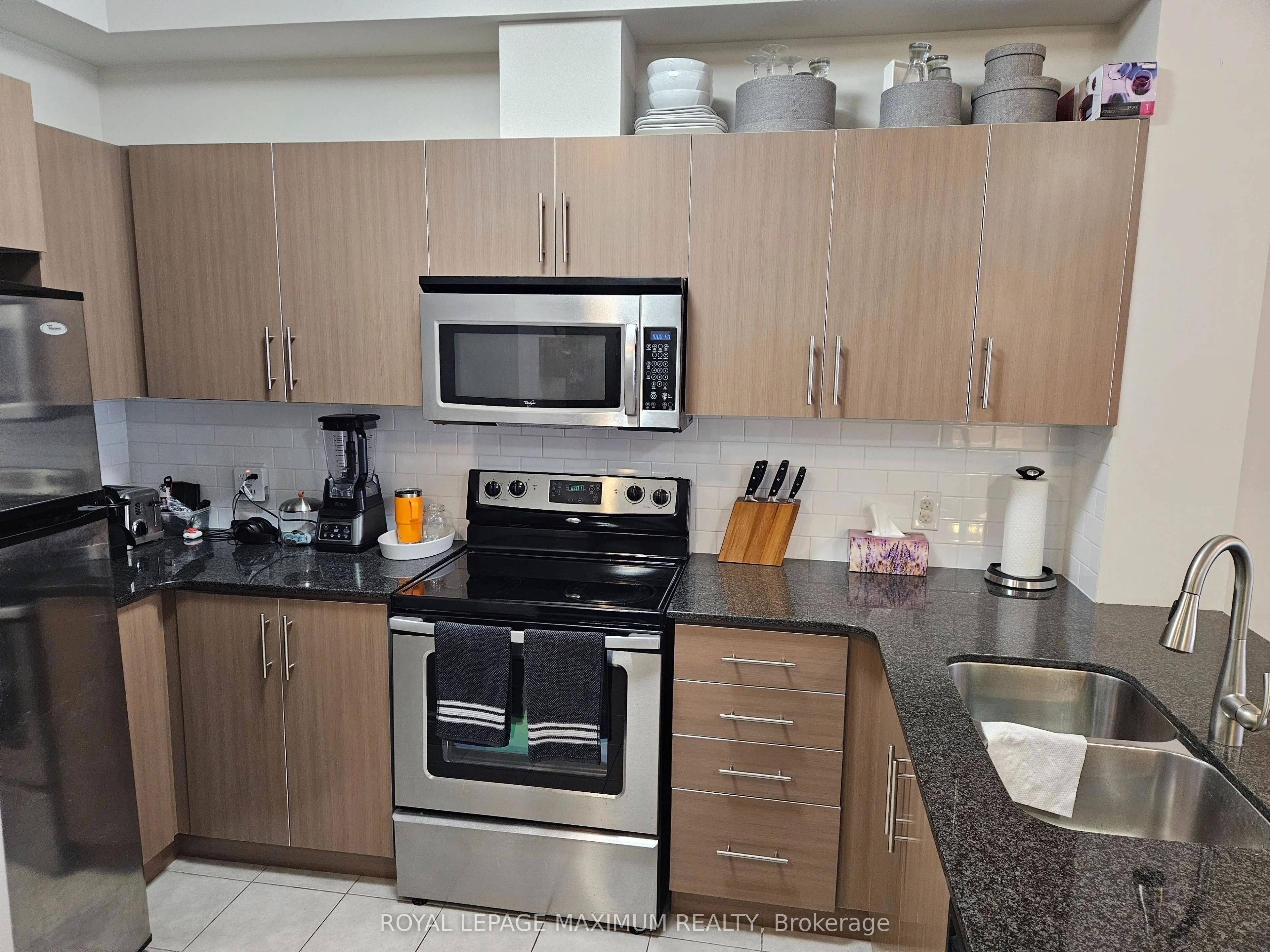 281 Woodbridge Avenue, #504