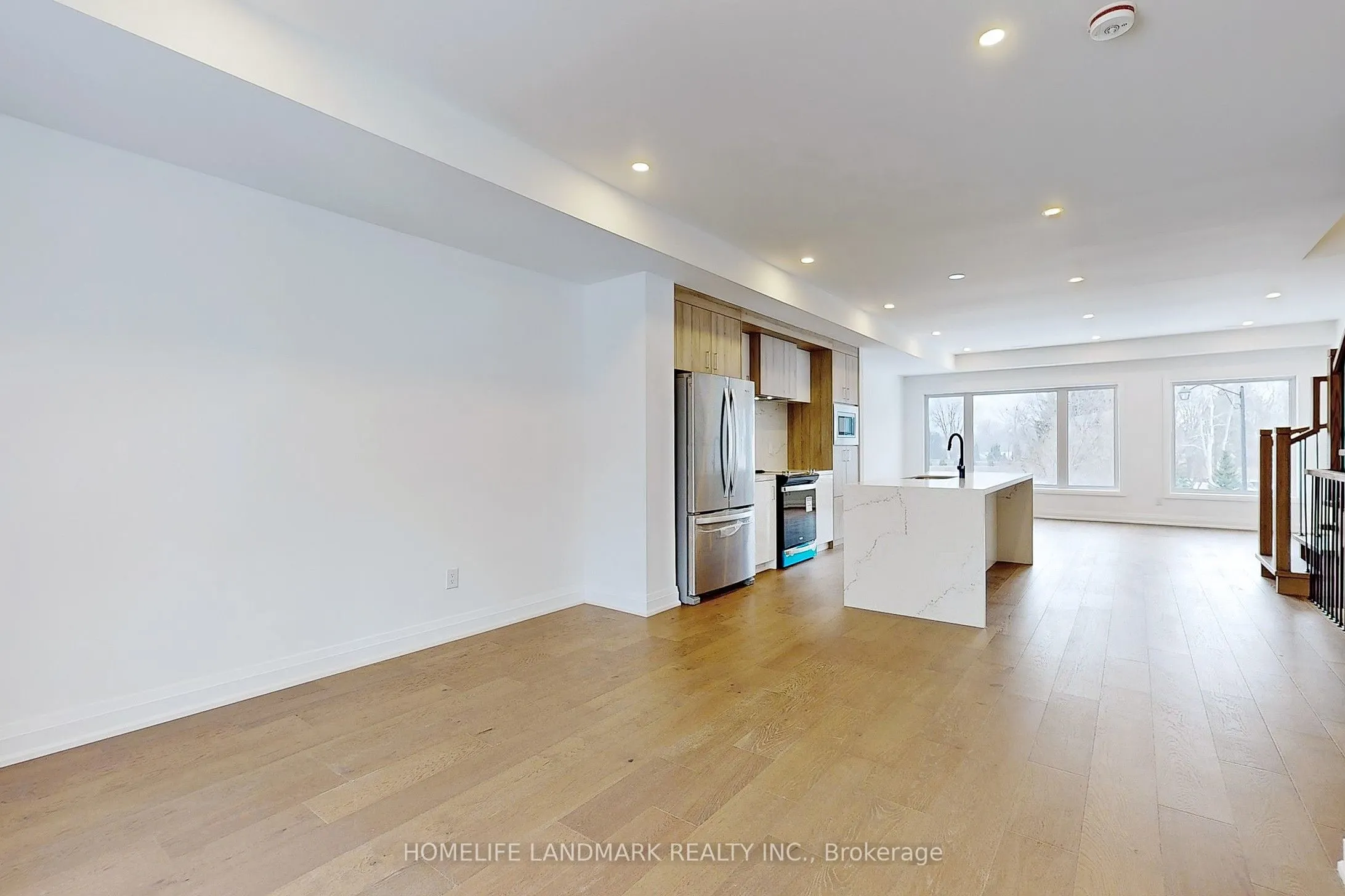 35 Persica Street, #Upper