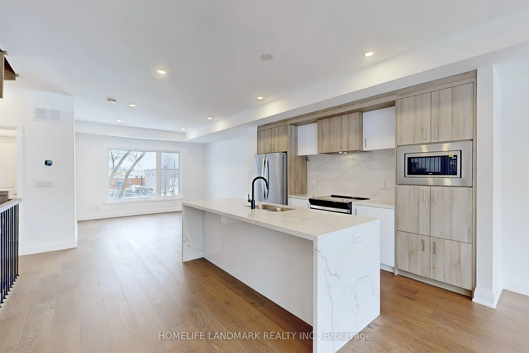 35 Persica Street, #Upper