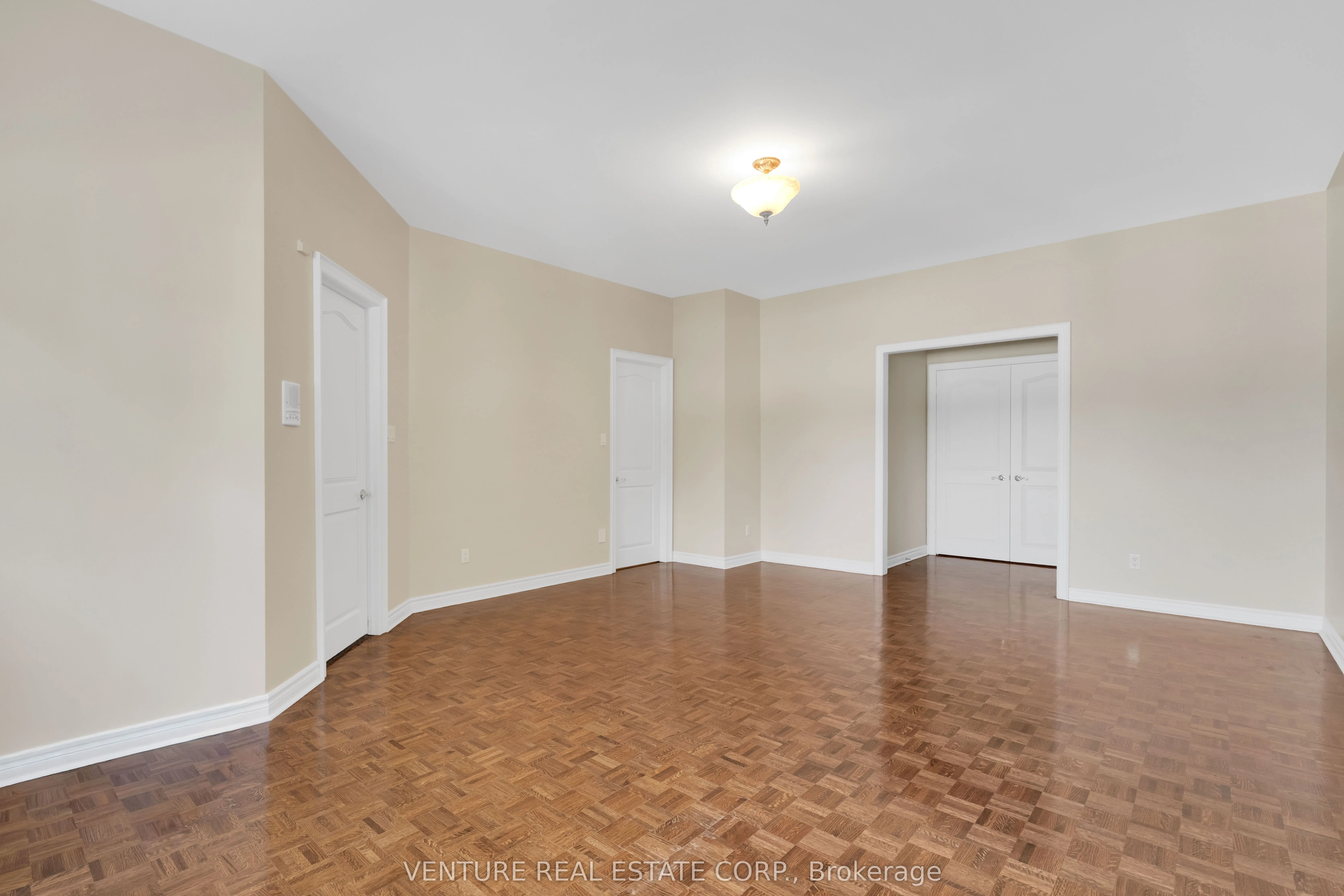 476 Westridge Drive