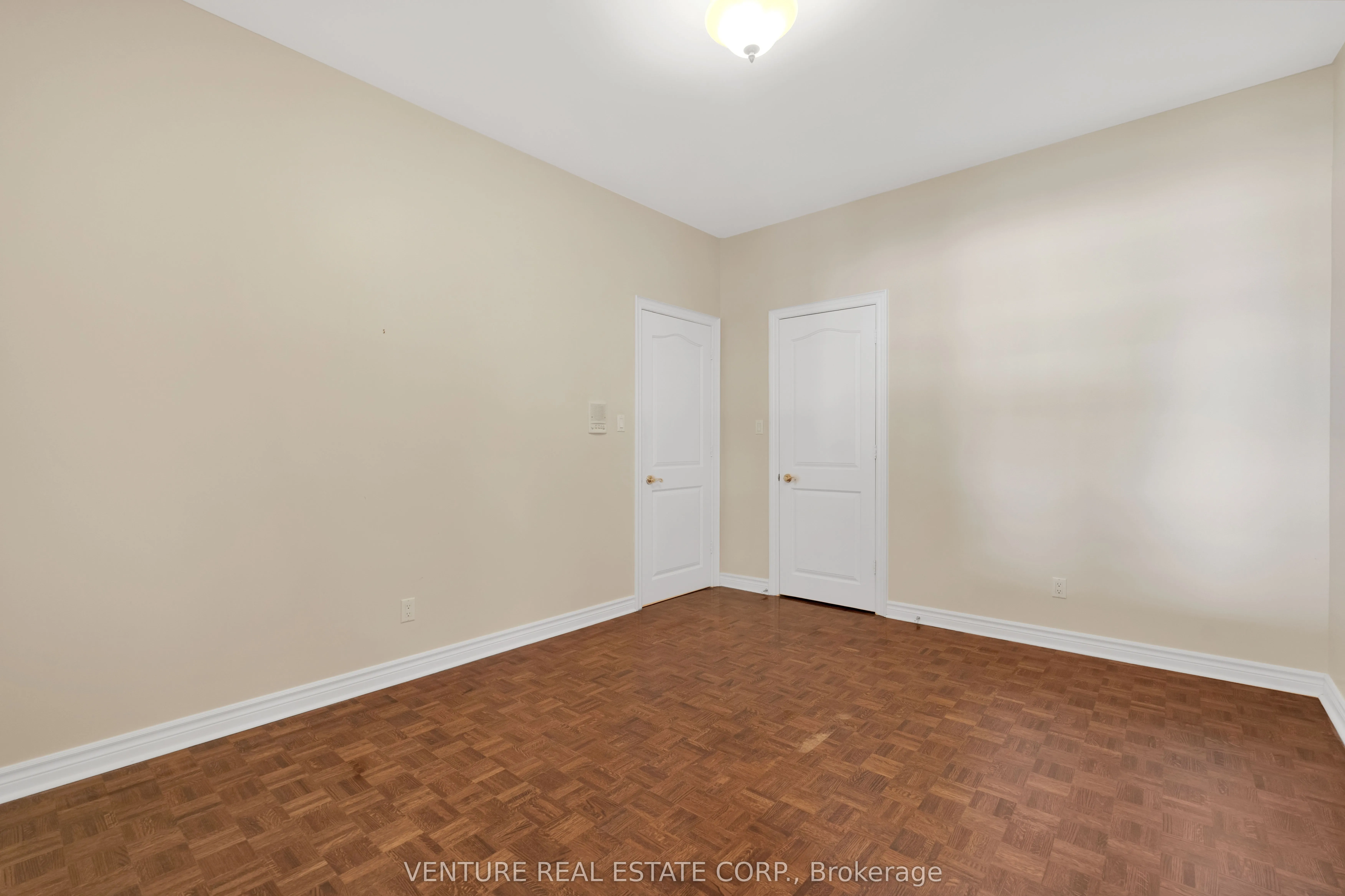 476 Westridge Drive