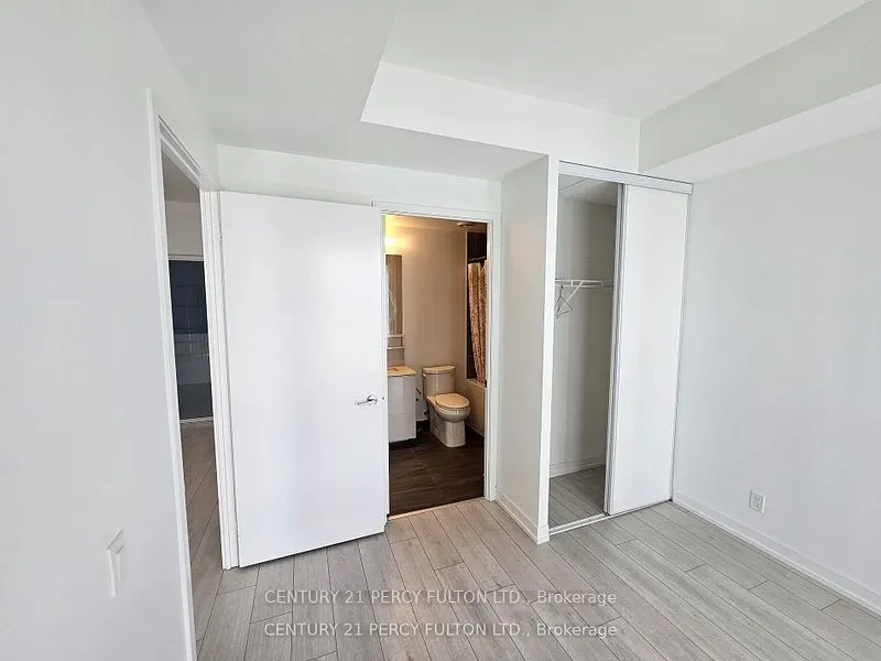950 Portage Parkway, #2703