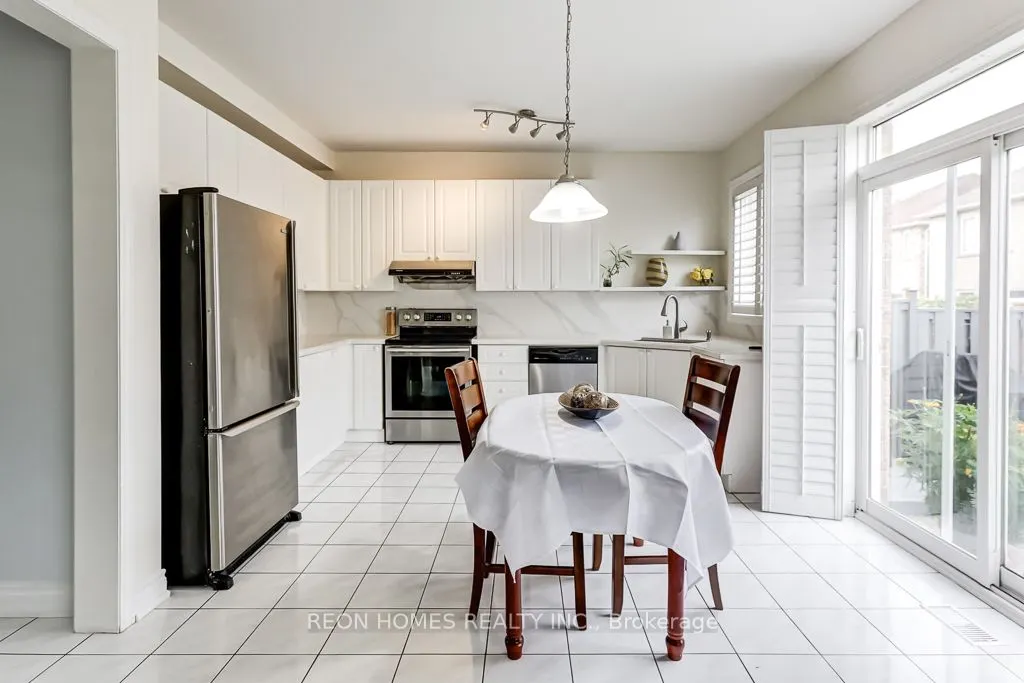 144 Edward Jeffreys Avenue