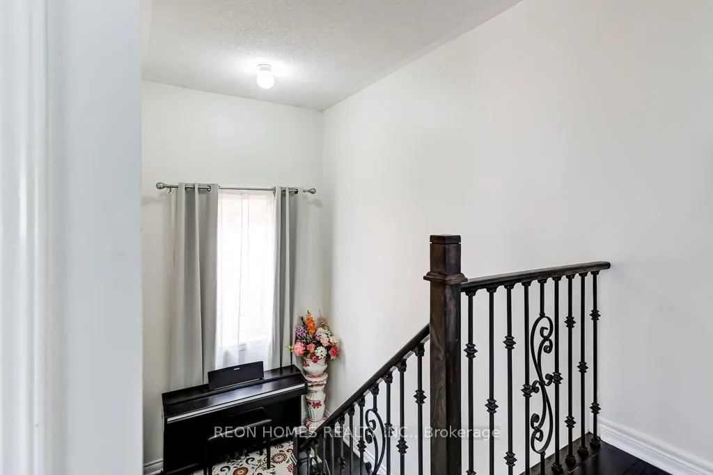 144 Edward Jeffreys Avenue